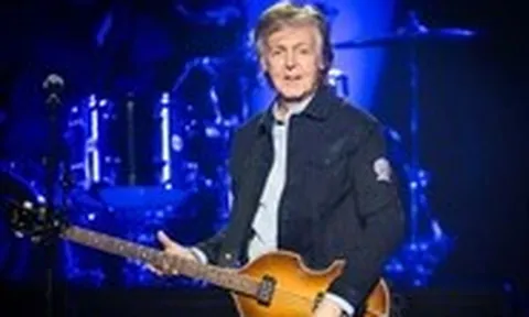 Paul McCartney tặng máy bay riêng giúp cựu binh 102 tuổi đoàn tụ với người yêu?