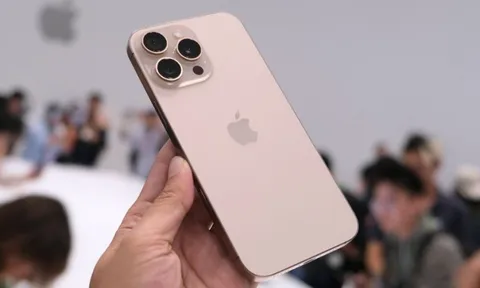 "Bóc trần" sự thật đằng sau những chiếc iPhone mới: Người dùng cắn răng nâng cấp iPhone chỉ vì những lý do "trời ơi đất hỡi" này