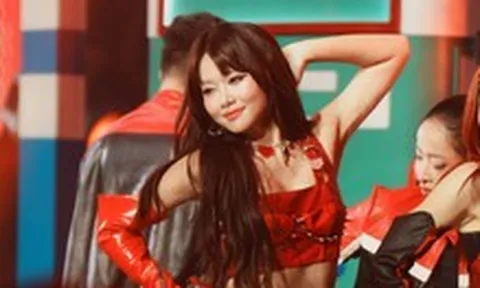 Em xinh say hi: Orange và Mỹ Mỹ khóc, khán giả hỏi có làm màu không?