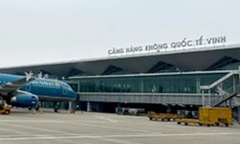 Đóng cửa sân bay Vinh 6 tháng để sửa chữa đường băng