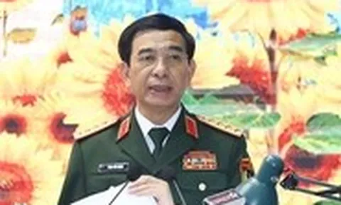 Đại tướng Phan Văn Giang dự lễ công bố tổ chức lại lực lượng quân sự địa phương Quân khu 2