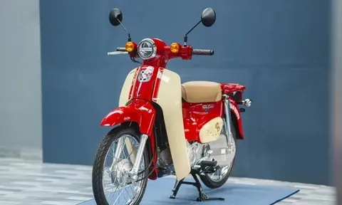 Honda Super Cub bản giới hạn được đưa về Việt Nam