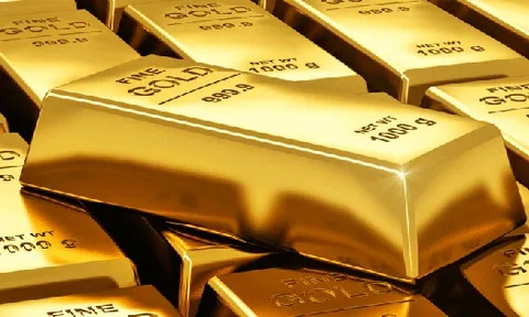 Giá vàng tiếp tục lao dốc, dễ dàng xuyên thủng đáy trung hạn bất cứ lúc nào