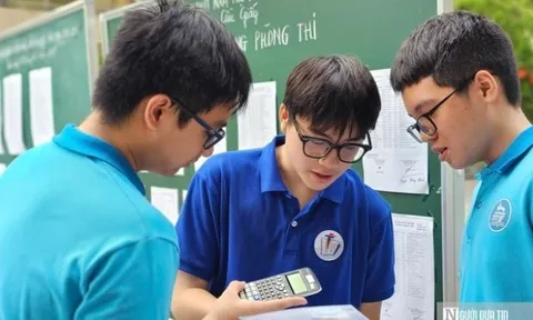 Đáp án môn Toán thi tốt nghiệp THPT 2025 mã đề 0120 nhanh nhất, đầy đủ nhất