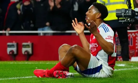 Arsenal âm thầm "trói chân" viên ngọc quý trước sự dòm ngó của Real Madrid