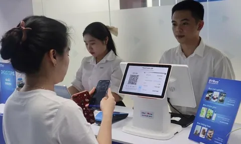 Chỉ cần điện thoại hoặc laptop, tiểu thương có ngay “Trợ lý Ruột thạo việc” hoàn toàn miễn phí