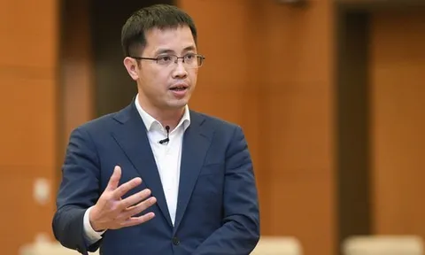 TS Đậu Anh Tuấn: Để đầu tư dài hạn, các quốc gia khác không dựa vào hệ thống ngân hàng mà huy động vốn từ trái phiếu, thị trường chứng khoán