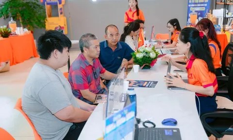 Thi xong chưa phải là xong: Bí kíp chọn đúng trường học CNTT cho tương lai vững vàng