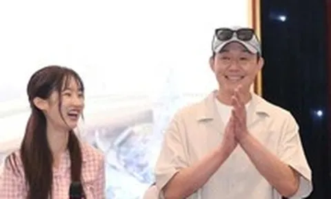 Park Sung Woong nói tiếng Việt ‘tôi yêu Đà Nẵng’, chào tuần điện ảnh vượt trội hơn năm ngoái