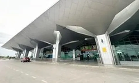 Hình ảnh sân bay Vinh đóng cửa 6 tháng để sửa chữa