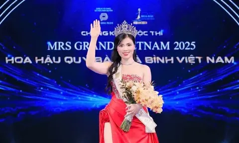 Người đẹp Nguyễn Thị Thưa đăng quang Mrs Grand Vietnam 2025