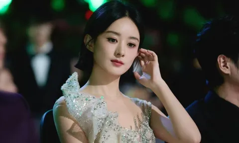 Triệu Lệ Dĩnh gây sốt khi công khai bạn trai