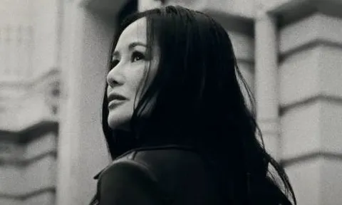 Diva Hồng Nhung khiến cộng đồng mạng "nổi da gà" bằng "Tự hỏi"