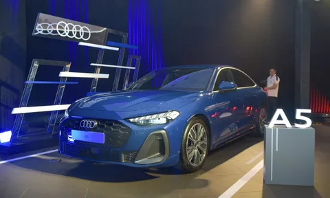 Audi A5 2025 ra mắt Việt Nam: Giá 2,2 tỷ, 3 màn hình trên táp lô, đấu C-Class và 3-Series