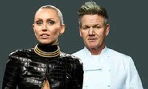 Miley Cyrus, đầu bếp Gordon Ramsay nhận sao trên Đại lộ Danh vọng Hollywood