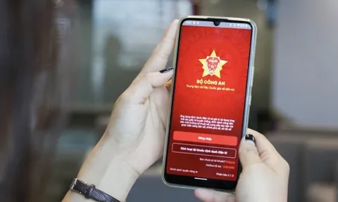 Hướng dẫn tích hợp giấy phép lái xe vào ứng dụng VNeID, yên tâm cất bản cứng ở nhà