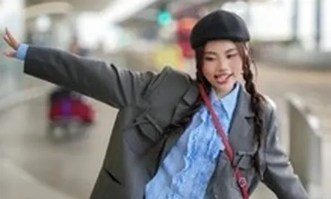 Phương Mỹ Chi đến Sing! Asia: ‘Hành trang lớn nhất là tình yêu nước’
