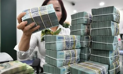 Tiền gửi tại ngân hàng có diễn biến hiếm thấy