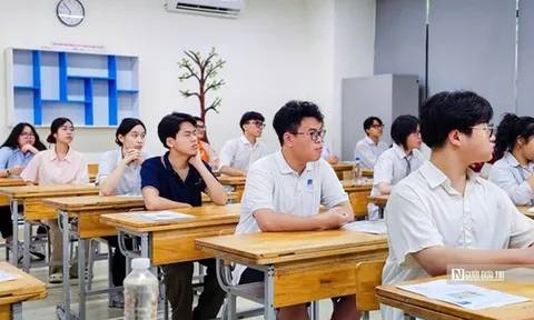 Hàng loạt đại học công bố điểm sàn xét tuyển, thí sinh cần lưu ý gì?