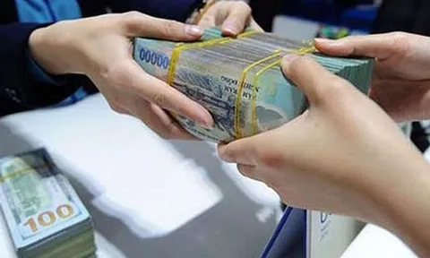 "Người dân vay tiền từ ngân hàng rồi tiền cũng quay trở lại ngân hàng dưới dạng tiền gửi"