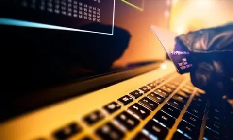 Chính phủ bổ sung quy định mới: Gửi biên bản xử phạt qua email, app, tin nhắn SMS