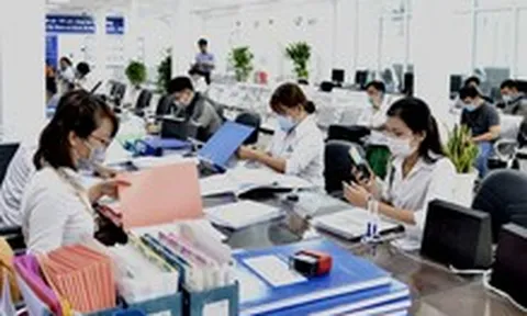Không thuộc diện nghị định 178 và 67, công chức thôi việc sẽ hưởng trợ cấp ra sao?