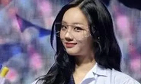 Hyeri nói 'đỉnh nóc kịch trần', cảm ơn khán giả Việt sau fan meeting