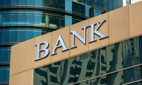 Sau VietABank, thêm một ngân hàng chuẩn bị lên sàn HoSE: Cổ đông vừa nhận hơn 107 triệu cổ phiếu thưởng, chuẩn bị chào bán thêm gần 270 triệu cổ phiếu với giá 10.000 đồng/cp