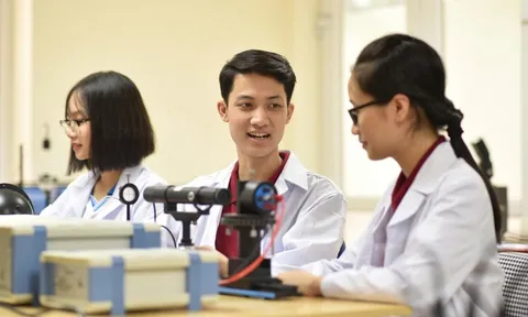 380 học sinh có thành tích "khủng" được tuyển thẳng vào Đại học Bách khoa Hà Nội