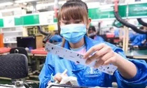 Doanh nghiệp công nghiệp 'nghe ngóng' cơ hội bung vốn