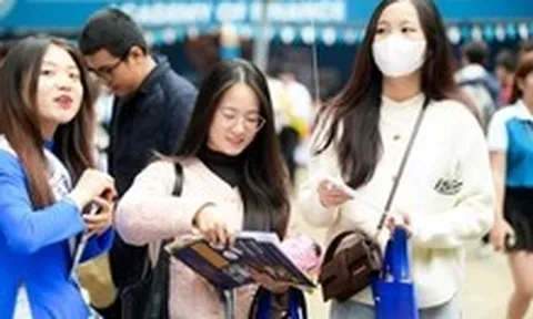 Tin tức sáng 20-7: Điểm chuẩn tuyển sinh đại học năm 2025 khó đoán; Yêu cầu cấp cứu nạn nhân tối đa