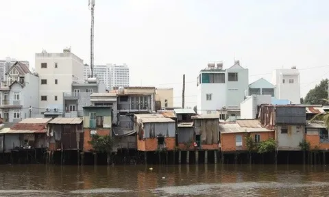 TP HCM: Di dời hàng ngàn căn nhà ven kênh rạch
