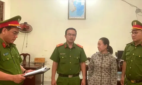 Lừa đảo xin cấp sổ đỏ, cầm tiền bỏ trốn
