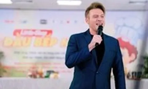 Ca sĩ Kyo York hát không thấy khó bằng nấu món Việt