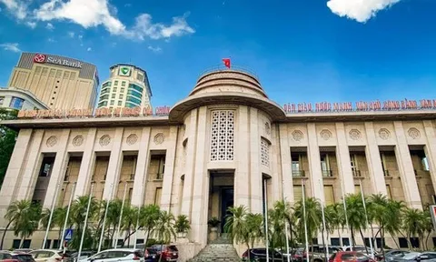 Ngân hàng Nhà nước bơm lượng tiền lớn cho hệ thống ngân hàng, hỗ trợ thanh khoản mạnh nhất 8 năm