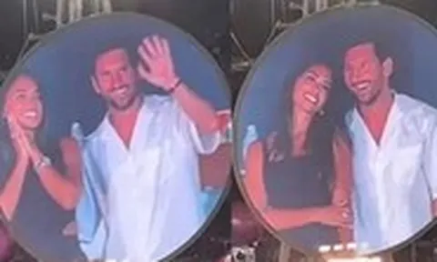 Messi và vợ 'kiss cam' tại concert Coldplay, ai cũng thích