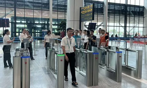 Triển khai thủ tục bay bằng sinh trắc học trên VNeID tại tất cả các sân bay toàn quốc