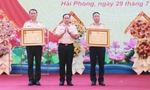 Hai phòng của Quân chủng Hải quân đón nhận Huân chương Bảo vệ Tổ quốc hạng nhất