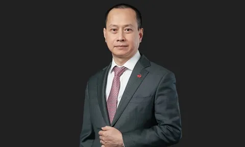 Ông Phùng Quang Hưng thôi làm Phó Tổng giám đốc thường trực của Techcombank để nhận vị trí mới