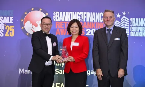 Techcombank được vinh danh "Ngân hàng bán lẻ nội địa tốt nhất Việt Nam 2025" năm thứ 4 liên tiếp