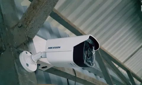 Coi chừng camera giám sát nhà bạn đang "phản chủ"