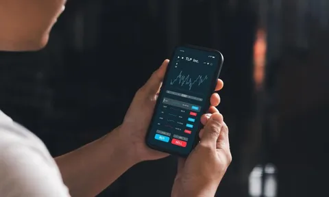 Khi AI hiểu ví tiền của bạn hơn chính bạn: VNDirect, TCInvest, Finhay, Anfin bứt phá cuộc đua cá nhân hóa đầu tư