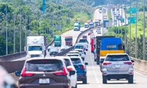 Đường kết nối sân bay Tân Sơn Nhất - Long Thành: Quá cấp bách!
