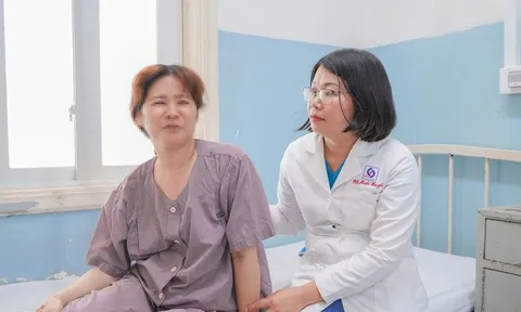 Hơn 1 giờ giành sự sống cho sản phụ bị tai biến sản khoa hiếm gặp