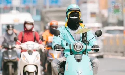 Cử tri phường Xuân Hòa, Bàn Cờ, Nhiêu Lộc quan tâm chuyển đổi xe xăng sang xe điện