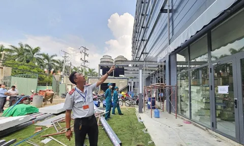 Sở Xây dựng TP.HCM: Phân công 30 đội kiểm tra chuyên ngành xử lý vi phạm giao thông, xây dựng