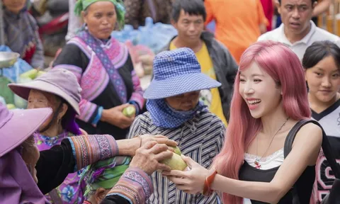 'Chị đẹp' Trang Pháp: Nếu sinh ra lần nữa nguyện vẫn mãi là người Việt Nam