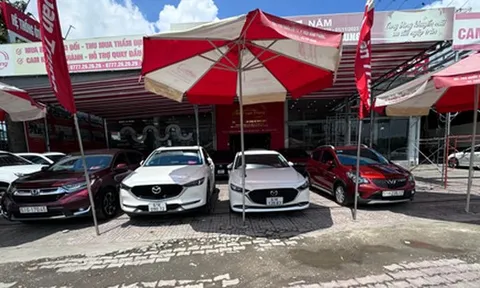 Ô tô cũ rớt giá sâu vẫn ế ẩm