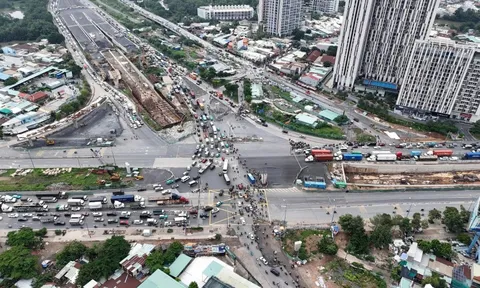 Nút giao An Phú dự kiến chậm tiến độ 12 tháng: Chủ tịch UBND TP.HCM yêu cầu làm xong vào cuối 2025
