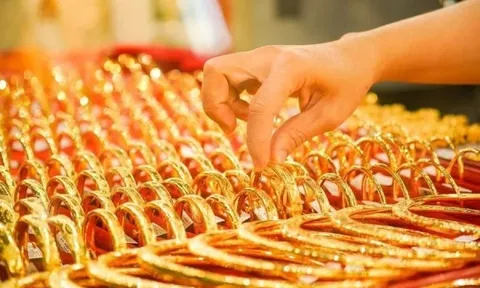 Sáng 21/8: Giá vàng miếng, vàng nhẫn vọt tăng, xác lập kỷ lục mới
